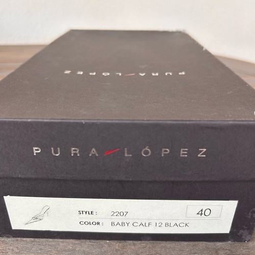 Pura Lopez black leather mule size 40 like new
