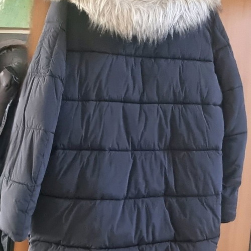 Zara men's puffer jacket black like new, water-repellent