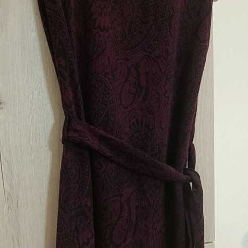 Winter dress new with turtleneck and belt, black-purple