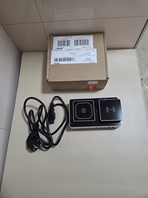 Multiport desktop charger MST-0302C with fast and wireless charging