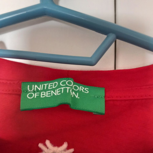 Benetton Cropped T-shirt Like New, Red, Size M