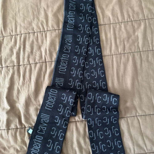 Roberto Cavalli genuine scarf like new, black and gray