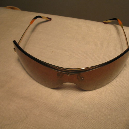 Missoni MI 57303 sunglasses like new, gold color