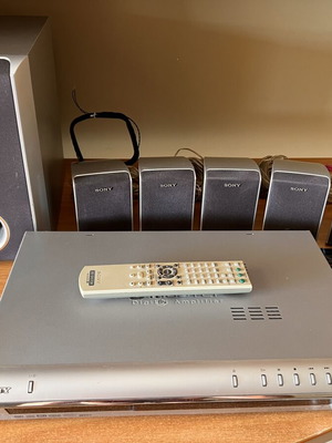 Sony DAV-DZ100 Home Cinema 5.1 System 720W RMS