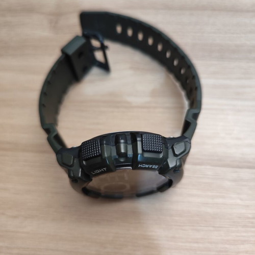 Casio Fishing Gear WS-1500H digital watch used, green, 100m water resistant