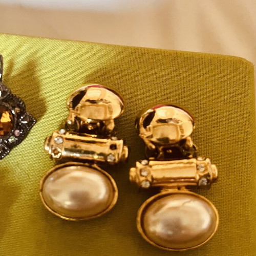 Vintage earrings set of 3 like new, one pair with clip and pearls