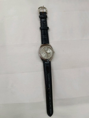 Q&Q wristwatch used, women's, silver