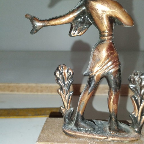 Decorative figurine used