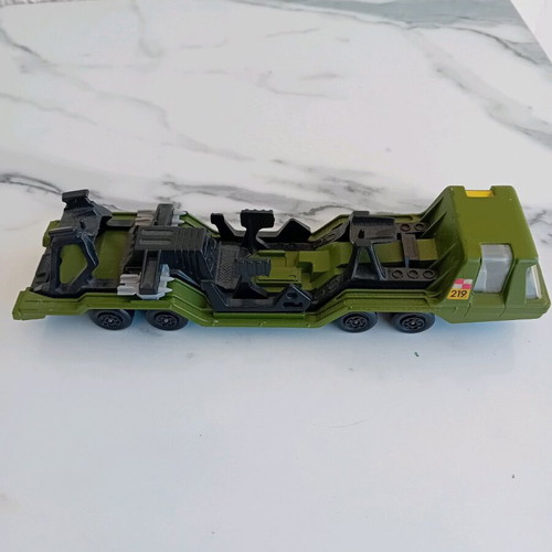 Matchbox Super Kings Transporter collectible toy car like new