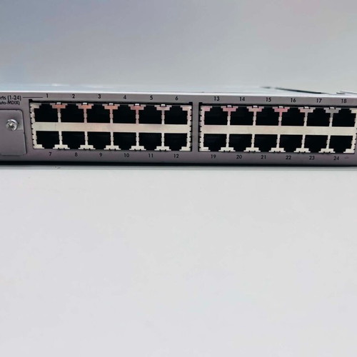 HP ProCurve Switch 2524 Managed Switch with Gigabit-SX Module like new
