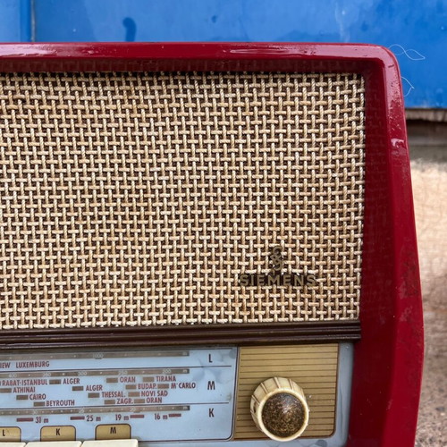 Siemens tube radio used, small red retro 50s FM MW