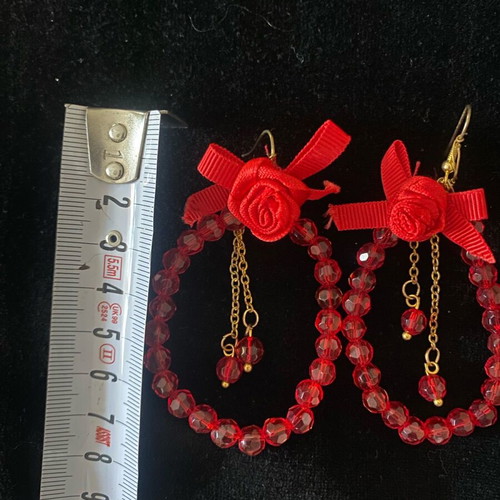 Earrings like new, red