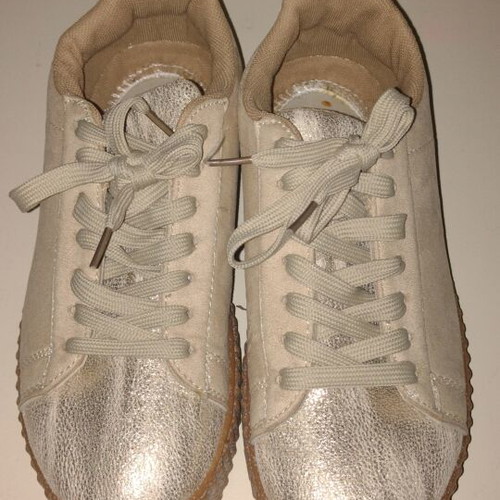 Sneakers women's flatforms beige-ecru with metallic details like new