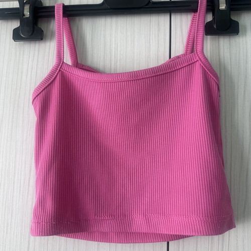 Pink girls' top with rhinestones used, size 5-6 years