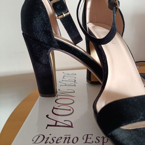 Velvet black sandals used Alta Moda size 41