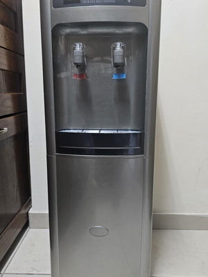 Water dispenser