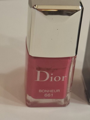 Dior Vernis Couture Colour Gel Shine βερνίκι νυχιών 661 Bonheur σαν καινούργιο έντονη ροζ φούξια