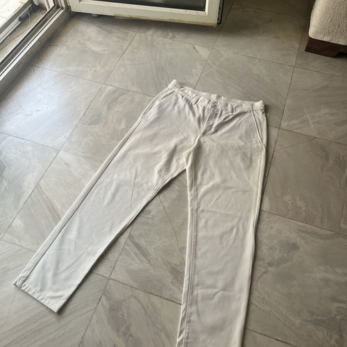 Zara white pants size W31/EU40