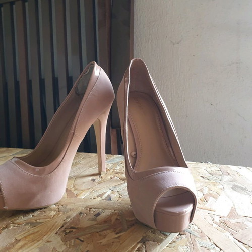 Bershka peep-toe pumps used pink-beige