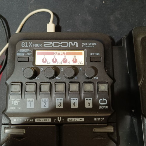 Zoom G1X Four Multi-Effects Processor guitar pedal, like new