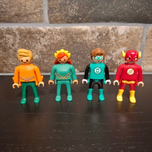 Φιγούρες DC Heroes Playmobil Kinder Surprise σετ