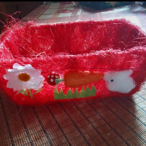 Easter decorative basket red like new