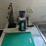 Vegetable and fruit cutter new with multiple attachments