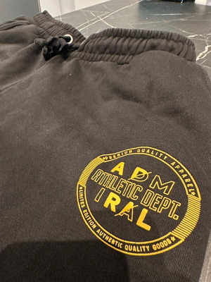 Αθλητική φόρμα Admiral μαύρη μεταχειρισμένη, μέγεθος L