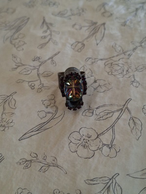 Artwear Dimitriadis statement ring with iridescent crystal, like new