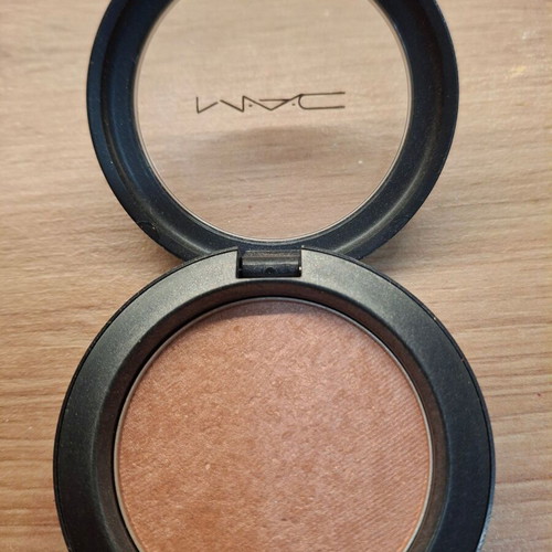 Mac Margin blush like new