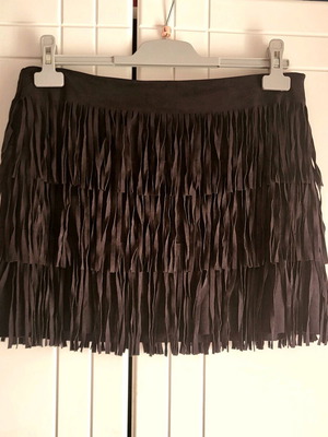 Black mini castor skirt with fringes Bershka Large like new