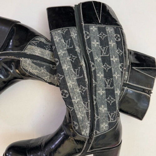 Louis Vuitton boots leather and fabric like new, size 39