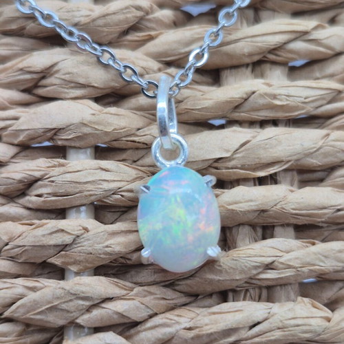 Ethiopian Opal Silver 925 Necklace new, 5 carat gemstone