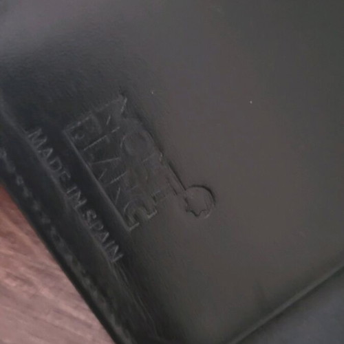 Mont Blanc wallet black like new without box