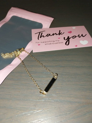 Bracelet new, gold color