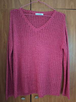 Mango spring sweater with V neck small size, like new, pink