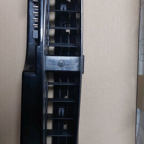 Mercedes R129 SL central air vent used in excellent condition