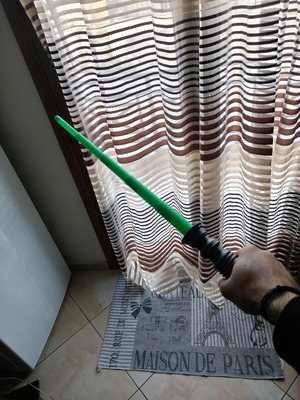 3D Printed Star Wars Lightsaber with Collapsible Blade like new