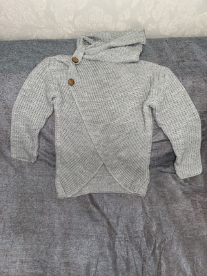 Pullover sweater gray like new, one size