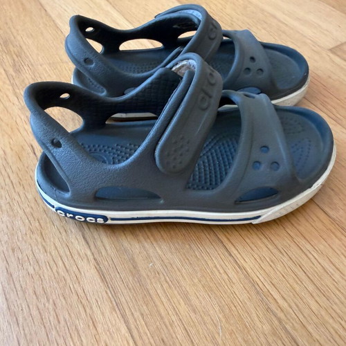 Crocs children's sandals like new, grey, sizes 25-26