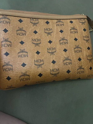 MCM τσαντάκι ώμου μεταχειρισμένο, μπεζ και καφέ