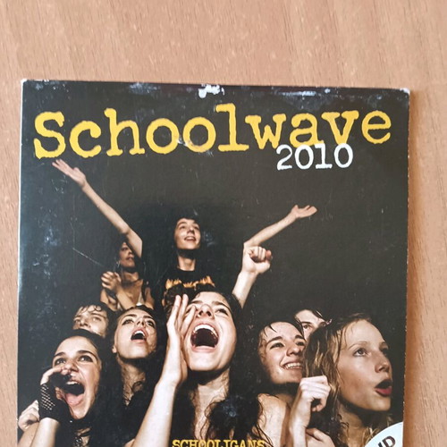 Schoolwave 2010 DVD in excellent condition