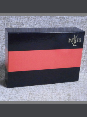 Paris gift set EDT 50ml YSL με λοσιόν σώματος και αφρόλουτρο καινούργιο