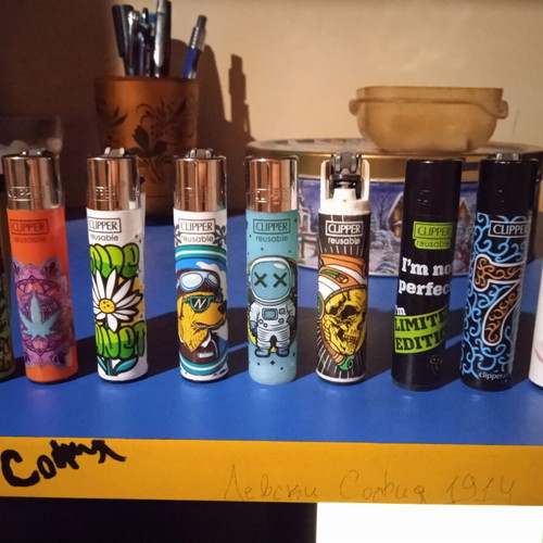 Clipper lighters collection like new, 72 pieces with rare models