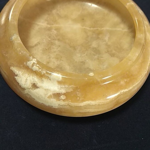 Onyx ashtray like new