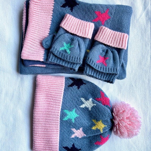 Mothercare knitted hat, gloves, scarf set 3-6 years like new