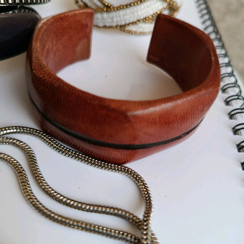 Various bracelets used, colorful pack