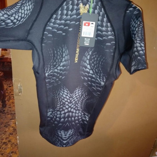 Venum short-sleeve sports shirt new