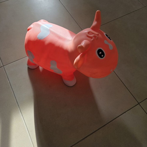 Kidzz Farm Bella The Cow Inflatable Toy like new