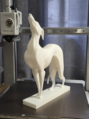Friends Dog Statue 24 cm new, white color